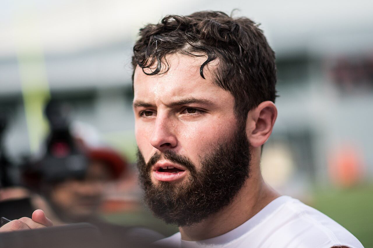 Baker Mayfield on the sidelines