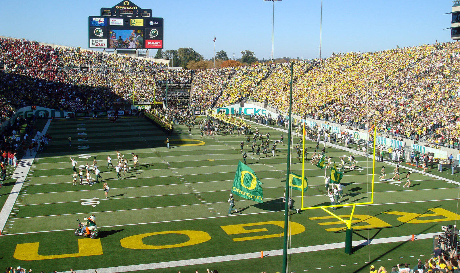 Oregon Ducks at Autzen Stadium