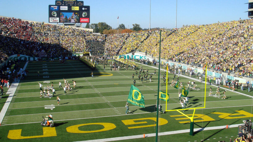 Oregon Ducks at Autzen Stadium