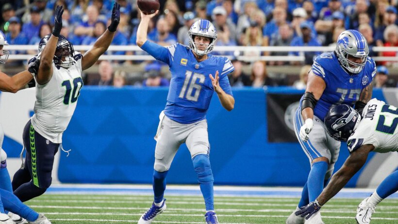 Detroit Lions quarterback Jared Goff throwing a pass