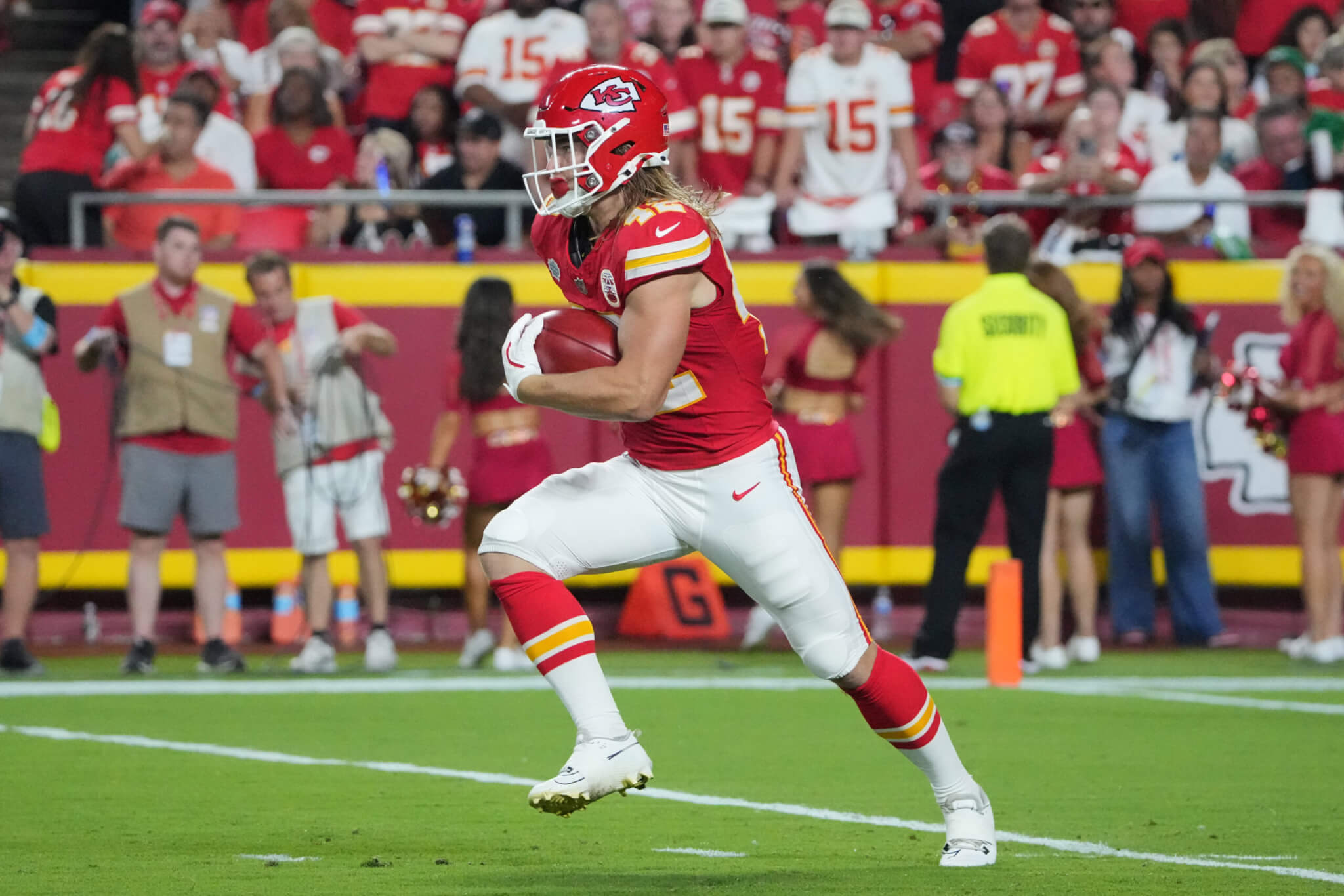 Kansas City Chiefs running back Carson Steele running with the ball