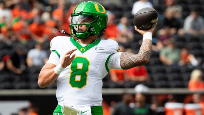 Oregon quarterback Dillon Gabriel throws out a pass