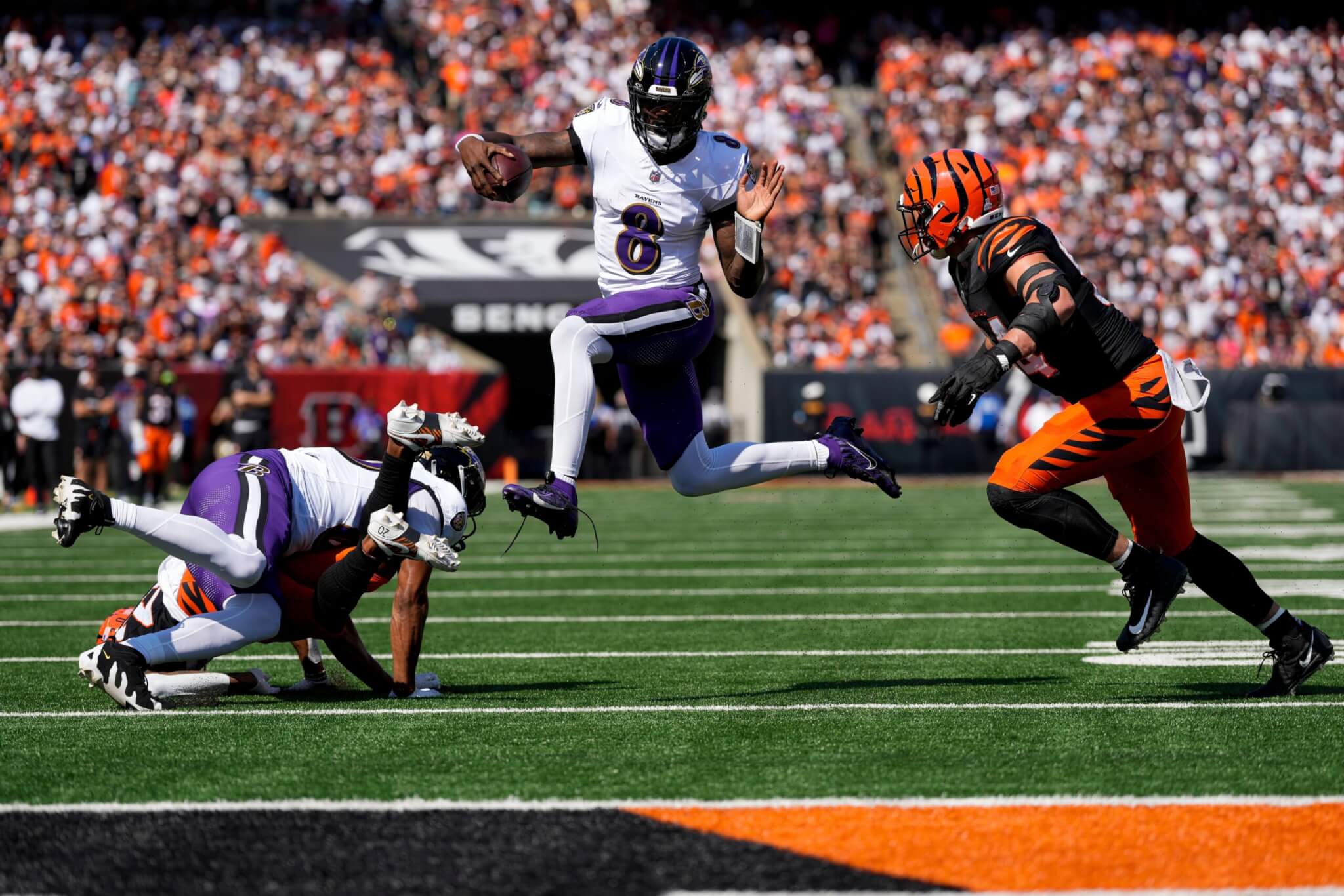 Lamar Jackson rushing TD vs Bengals.