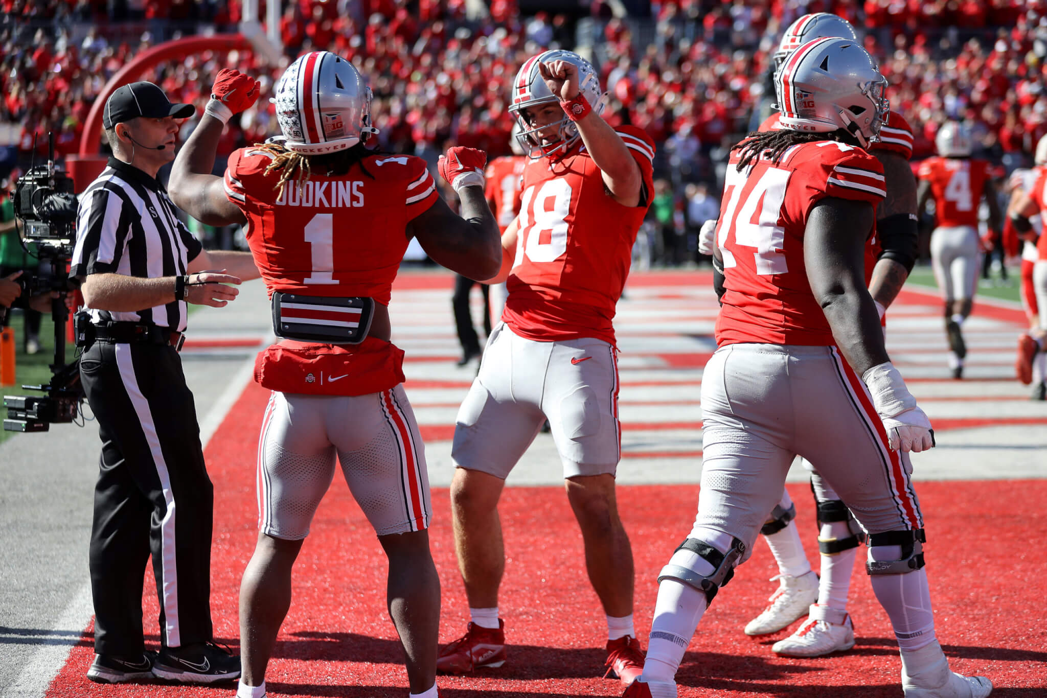 Early Predictions, Picks, and Odds for Ohio State vs. Penn State