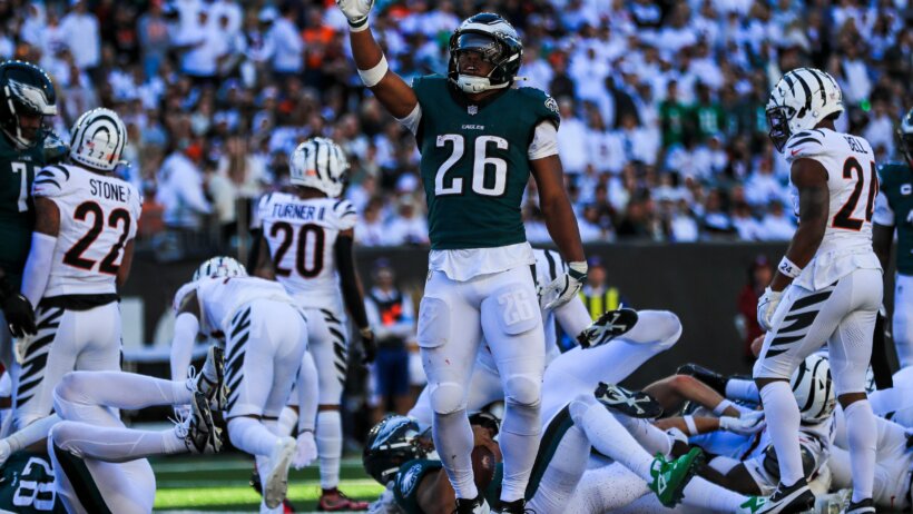 Saquon Barkley pointing reaction