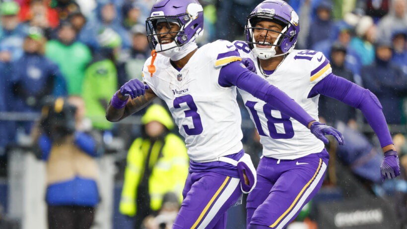 Jordan Addison and Justin Jefferson celebrating