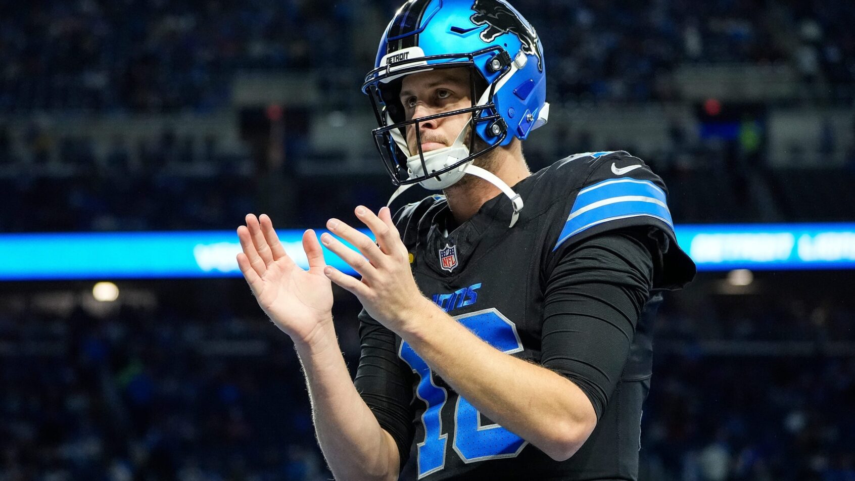 Jared Goff clapping