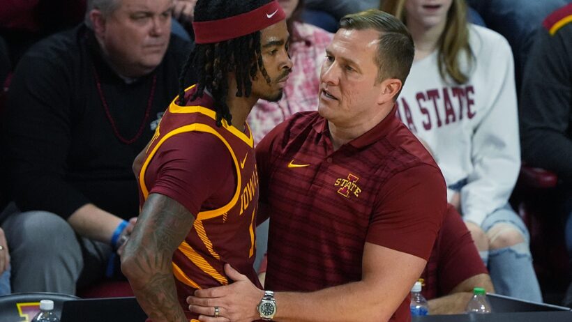 Iowa State men's basketball coach TJ Otzelberger talking to guard Keshon Gilbert