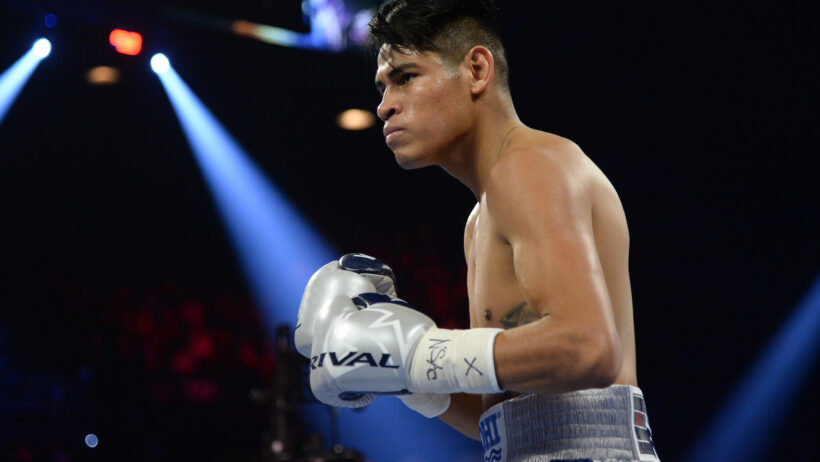 Emanuel Navarrete in the boxing ring