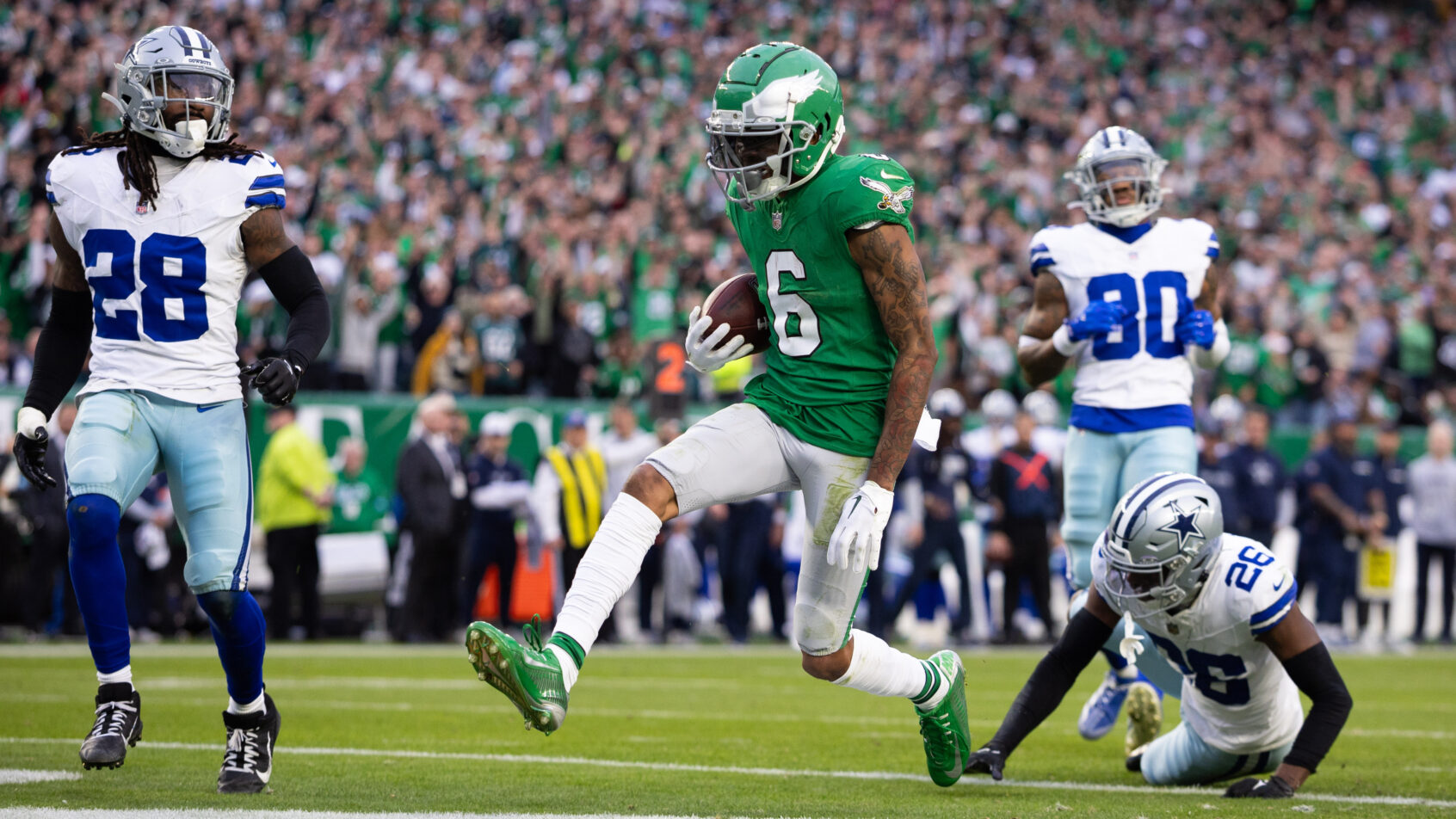 Philadelphia Eagles wide receiver DeVonta Smith scoring a TD against the Dallas Cowboys