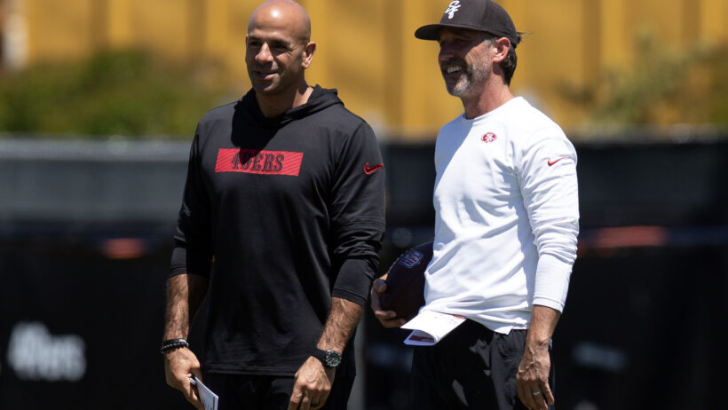 Kyle Shanahan and Robert Saleh smiling together
