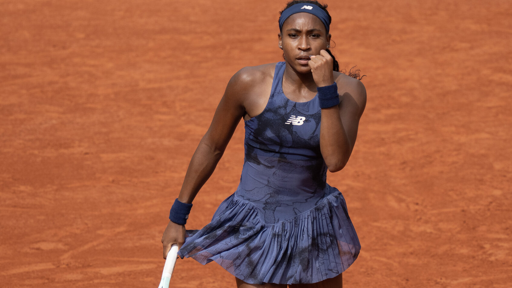 Coco Gauff fist bump