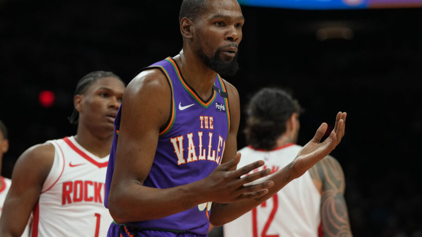 Phoenix Suns forward Kevin Durant shrugging at the ref
