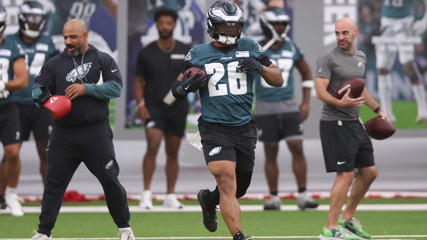 Philadelphia Eagles running back Saquon Barkley at practice