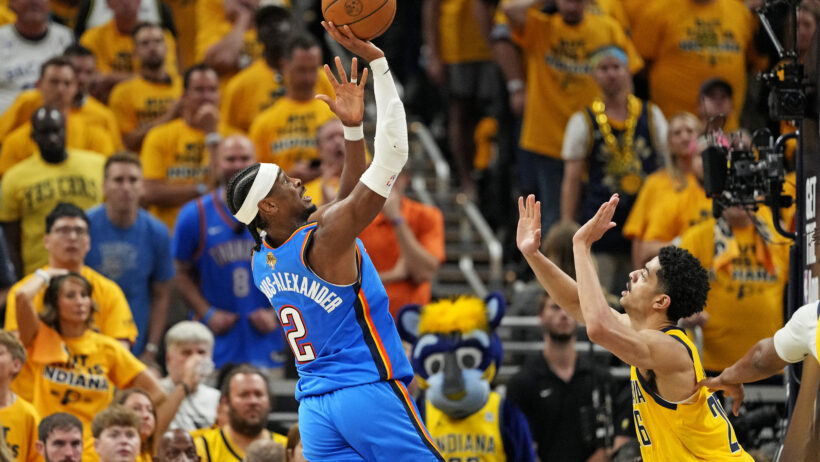 Shai Gilgeous-Alexander shoots over Ben Sheppard in Game 3.
