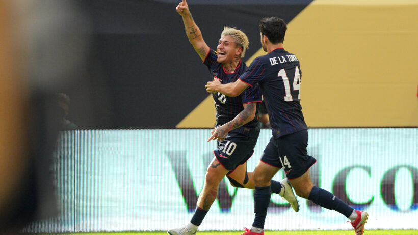 USMNT midfielder Diego Luna celebrates a goal against Costa Rica