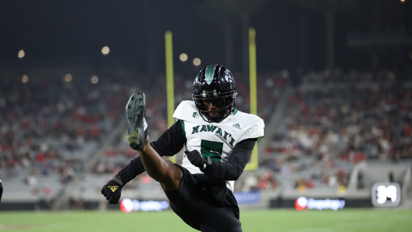 Pofele Ashlock celebrates a touchdown.