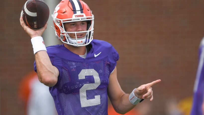 Cade Klubnik throwing a pass in spring practice