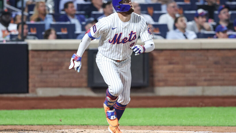Brandon Nimmo hits a three-run home run