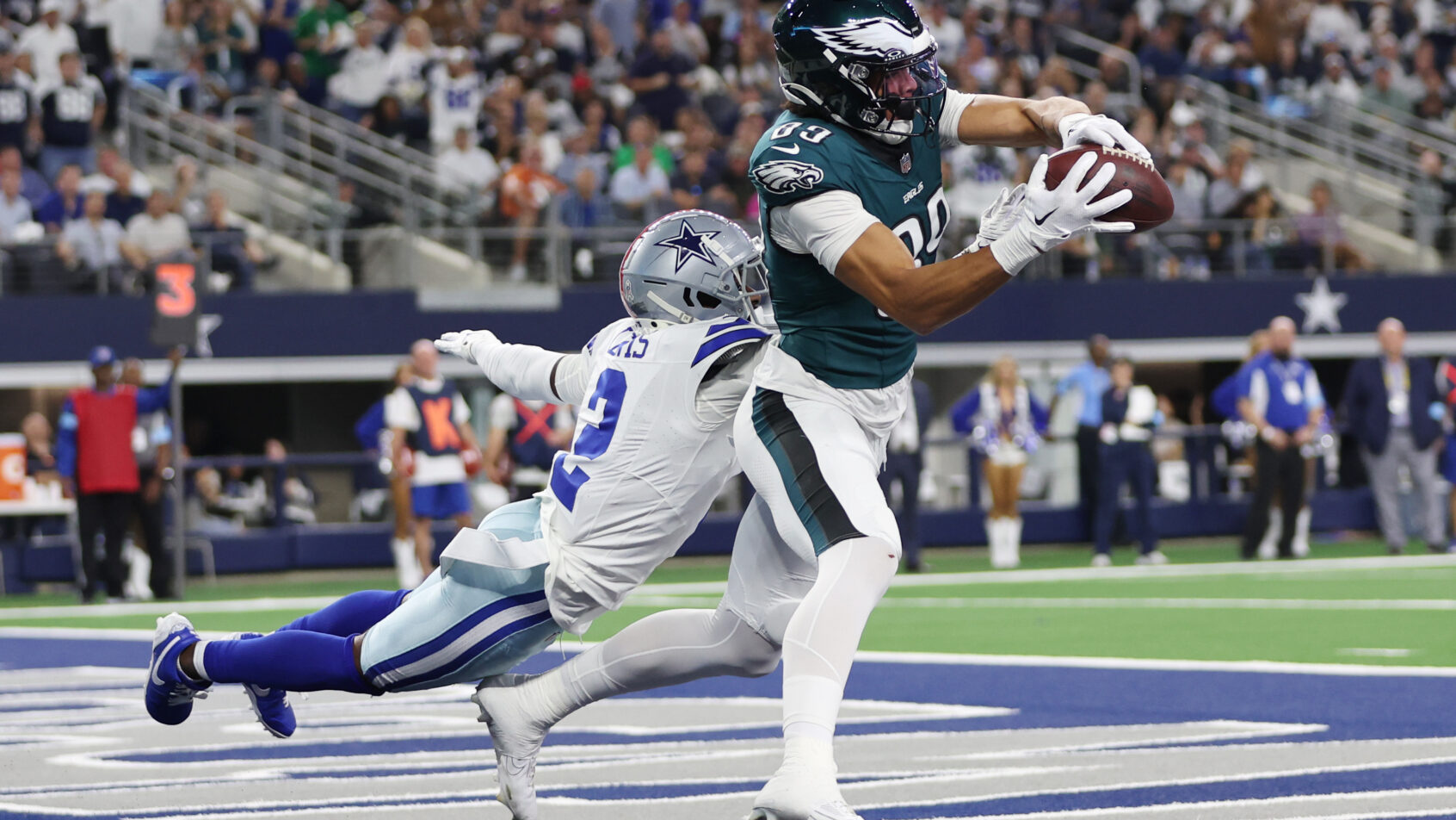 Philadelphia Eagles wide receiver Jahan Dotson catching a TD pass against the Dallas Cowboys