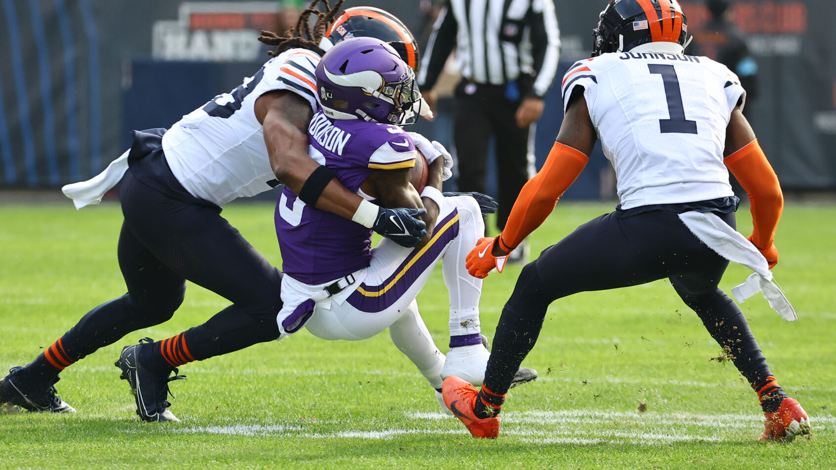 Minnesota Vikings wide receiver Jordan Addison makes a catch against the Chicago Bears