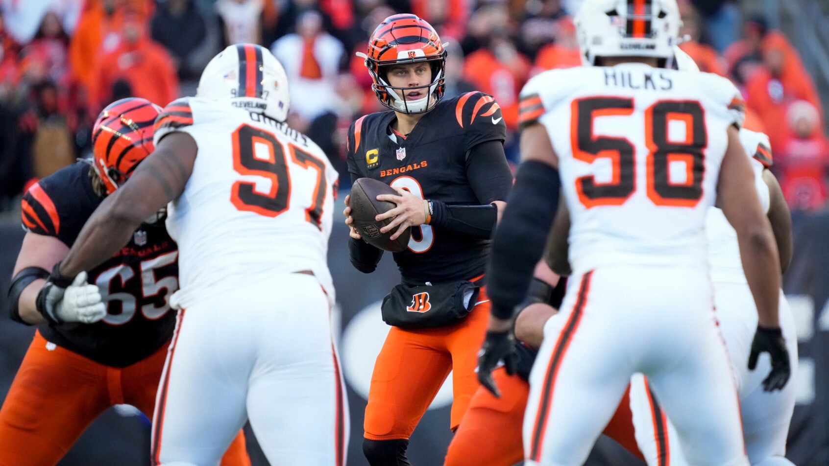 Cincinnati Bengals quarterback Joe Burrow in the pocket against the Cleveland Browns
