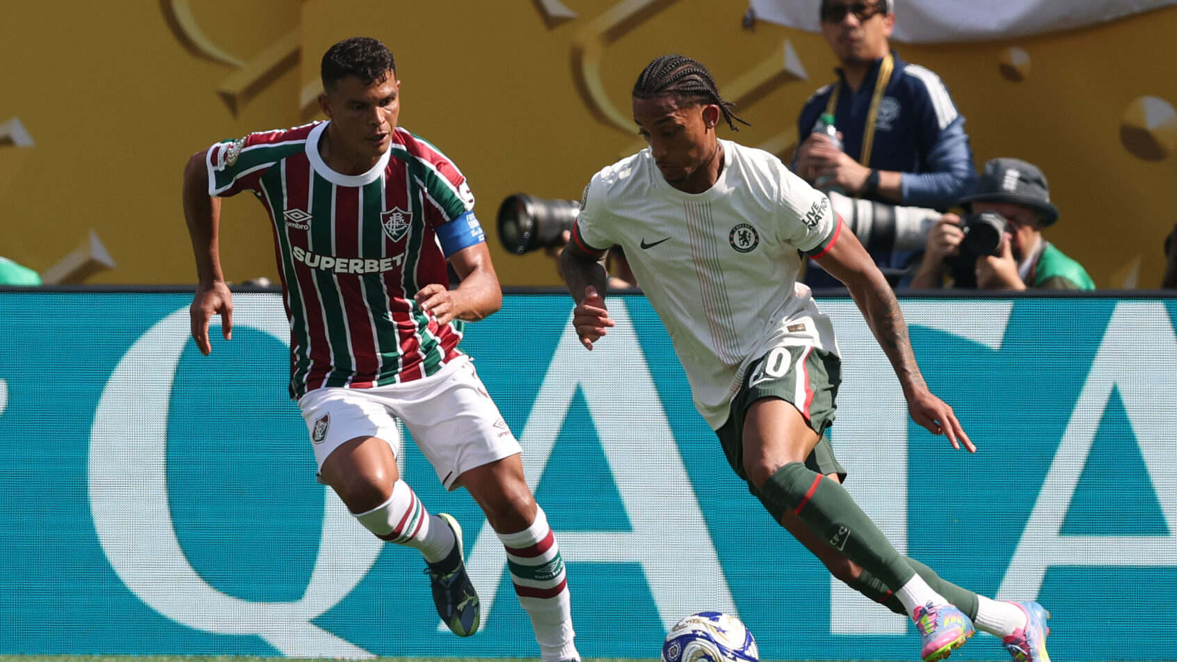 THIAGO-SILVA-FLUMINENSE-MARCA-JOAO-PEDRO-CHELSEA-NO-MUNDIAL-DE-CLUBES