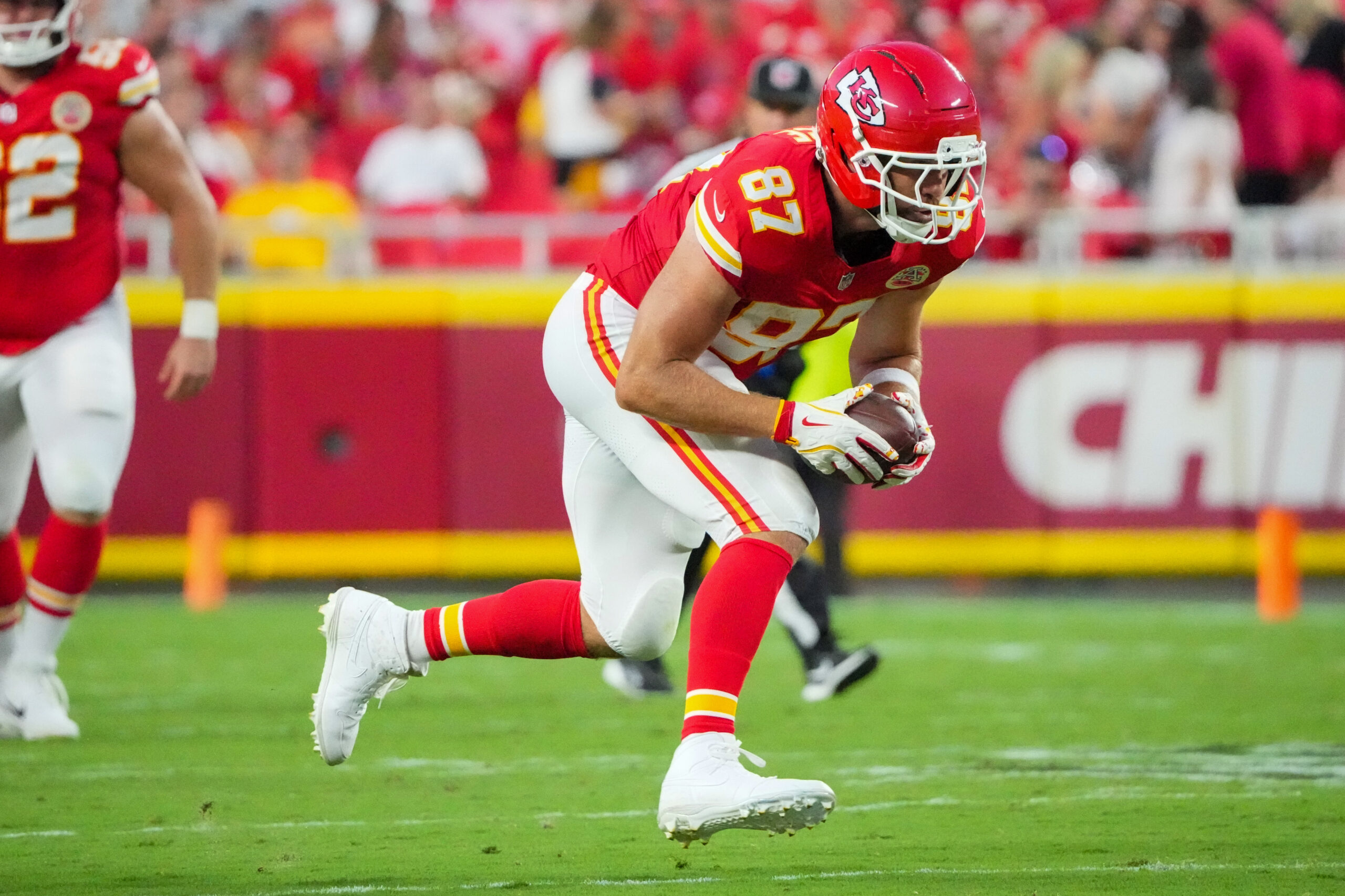 Chiefs vs Chargers Prediction, Prop Picks & Closing Odds