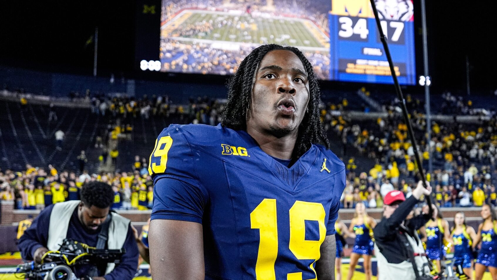 Bryce Underwood following a Michigan win over New Mexico.
