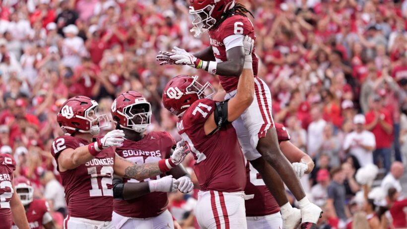 Oklahoma's Tory Blaylock celebrates a touchdown
