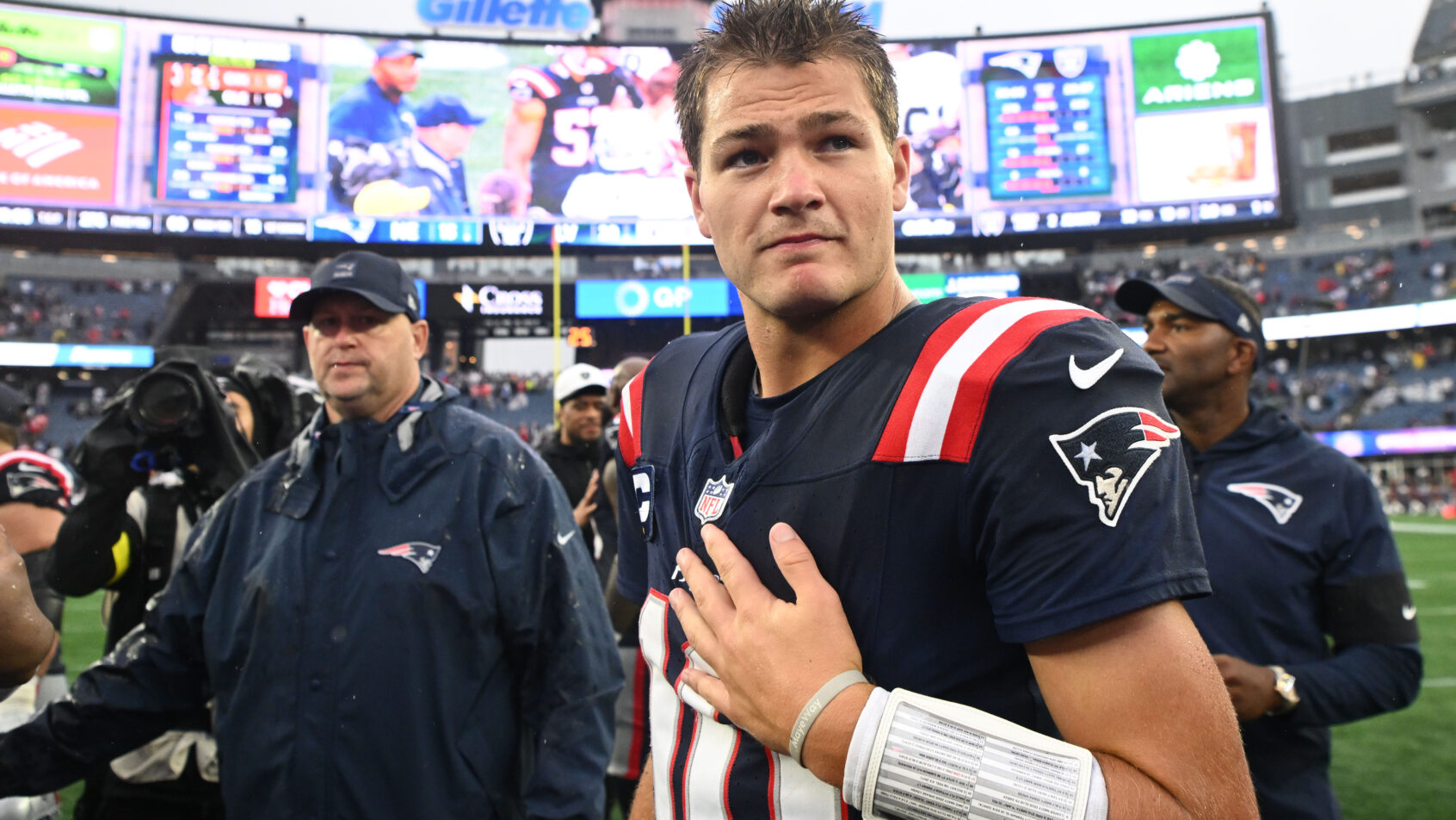DRAKE-MAYE-QUARTERBACK-NEW-ENGLAND-PATRIOTS