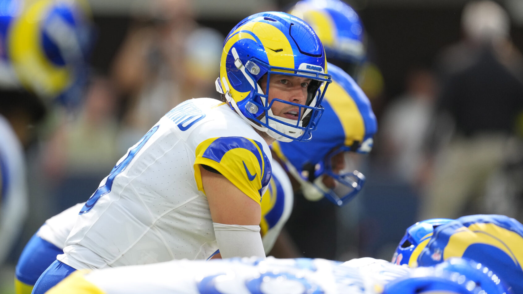 Los Angeles Rams quarterback Matthew Stafford under center