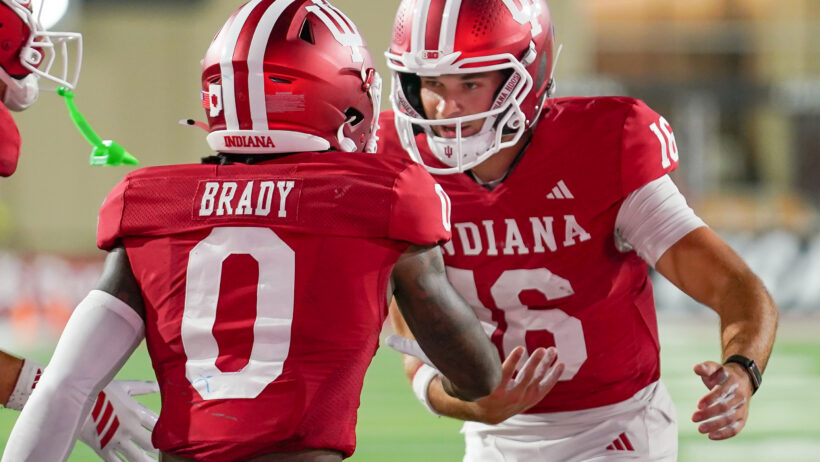 Indiana Hoosiers wide receiver Jonathan Brady and Indiana Hoosiers quarterback Alberto Mendoza