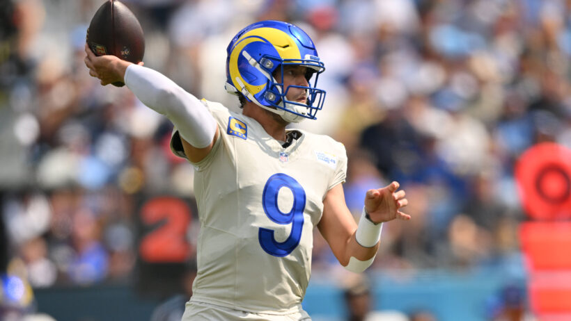 Los Angeles Rams quarterback Matthew Stafford throwing a pass