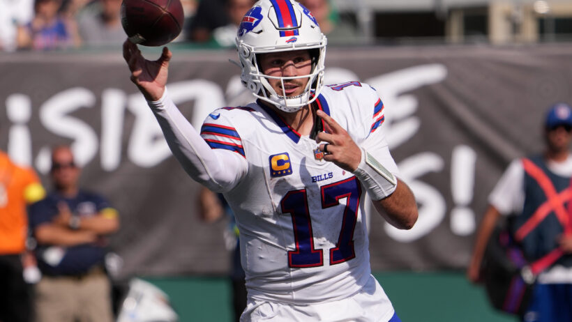 Josh Allen throws a short pass versus the Jets in Week 2.