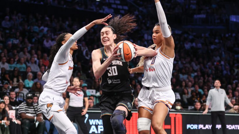 New York Liberty forward Breanna Stewart drives to the basket