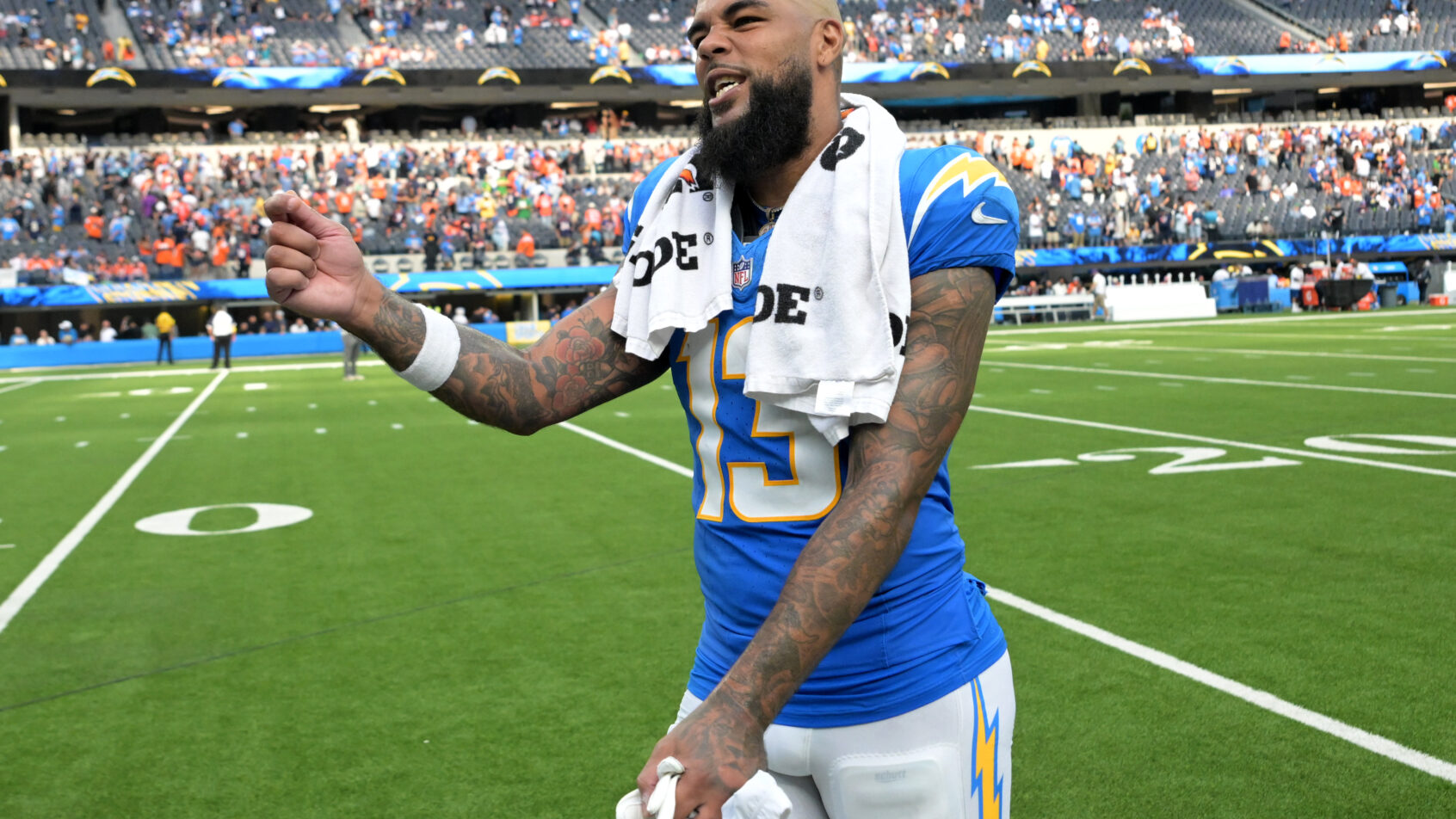 Keenan Allen leaving the field