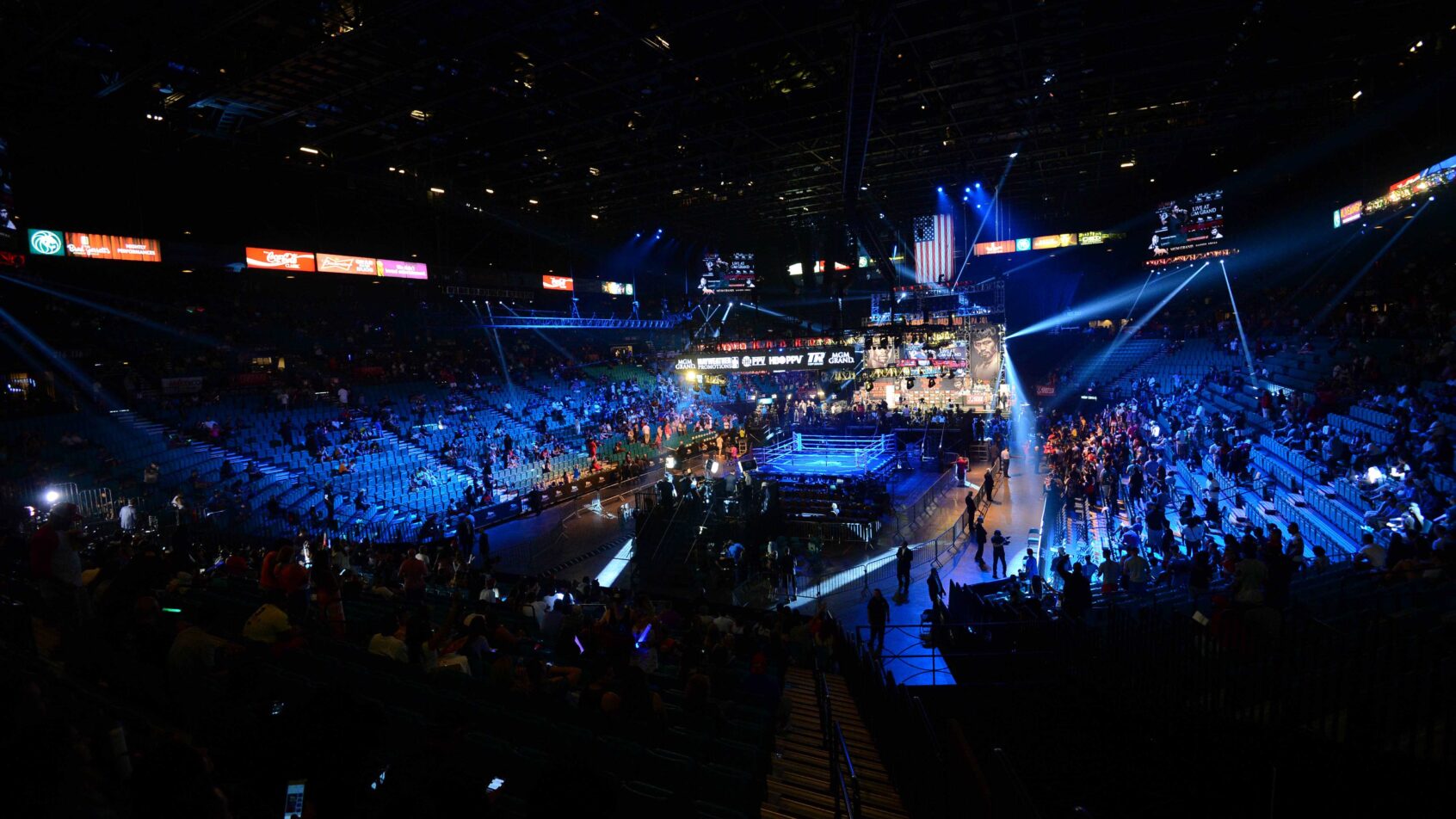 General boxing view