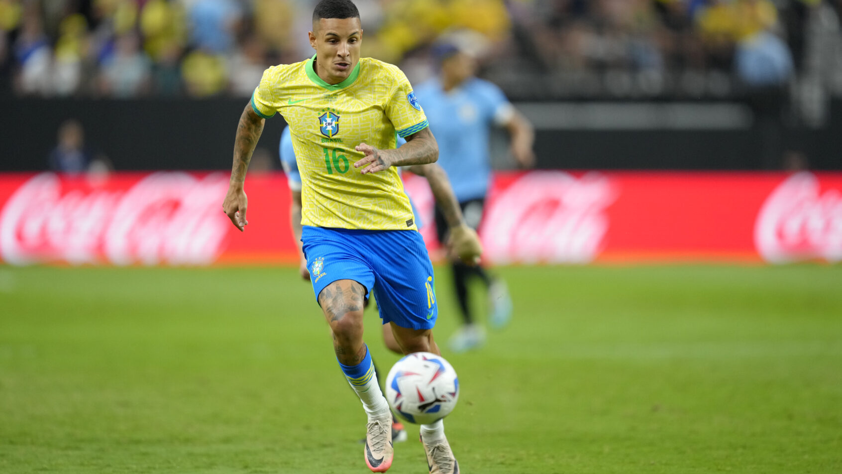 GUILHERME-ARANA-LATERAL-ATLETICO-MINEIRO-PELA-SELECAO-BRASILEIRA