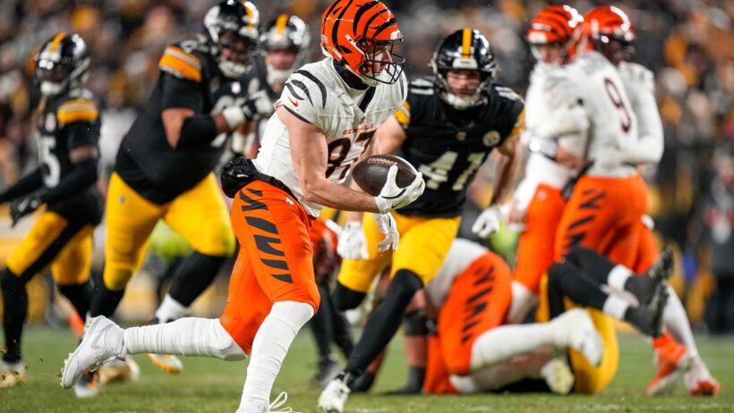 Cincinnati Bengals tight end Tanner Hudson running with the ball