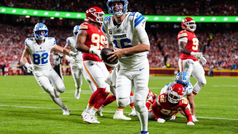 Detroit Lions quarterback Jared Goff scoring a TD