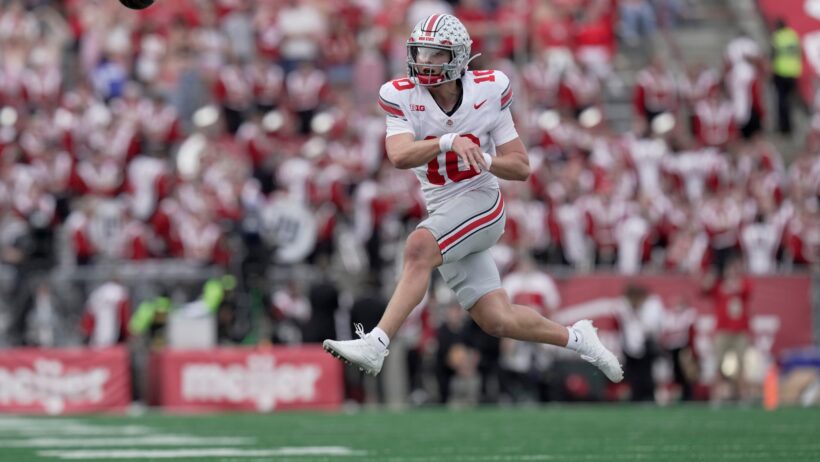 Julian Sayin leads his Buckeyes to another victory.