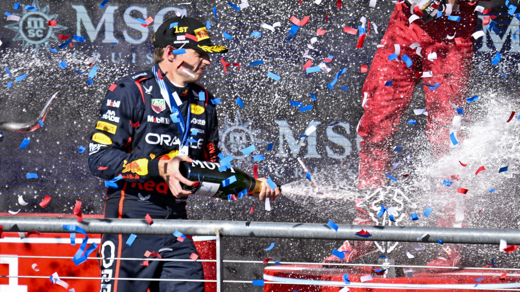 MAX-VERSTAPPEN-COMEMORA-A-VITORIA-NO-GP-DOS-ESTADOS-UNIDOS-NA-FORMULA-1-2025