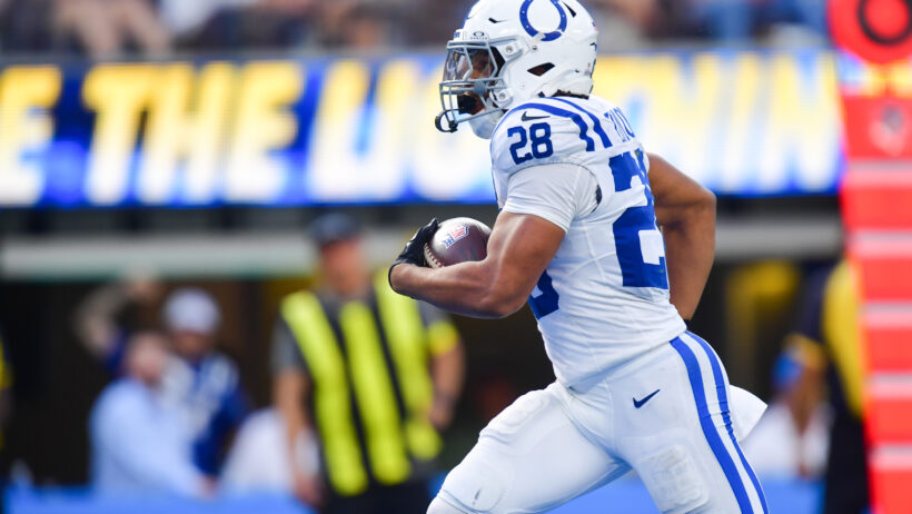Jonathan Taylor breaks a touchdown run versus the Chargers.