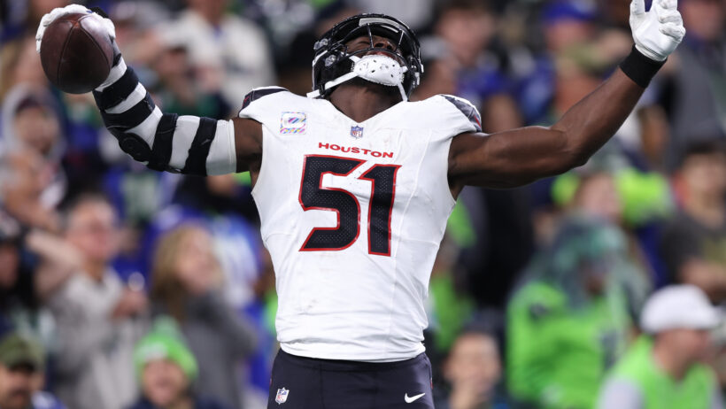Will Anderson celebrating in the endzone after recovering a fumble for a touchdown