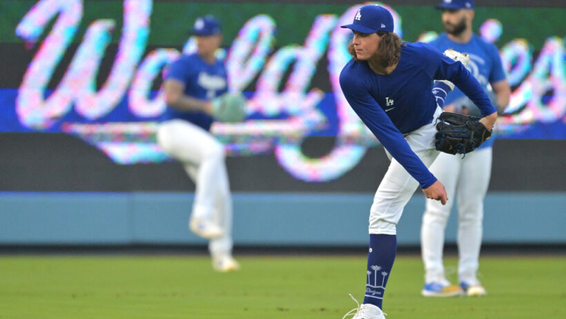Los Angeles Dodgers pitcher Tyler Glasnow warming up