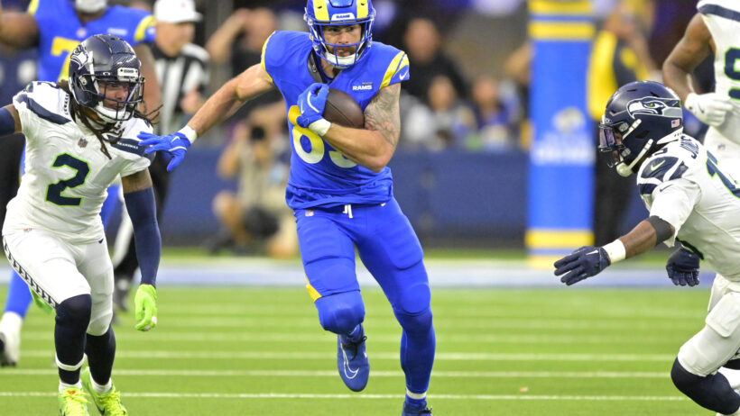 Los Angeles Rams tight end Tyler Higbee runs with the ball against the Seattle Seahawks