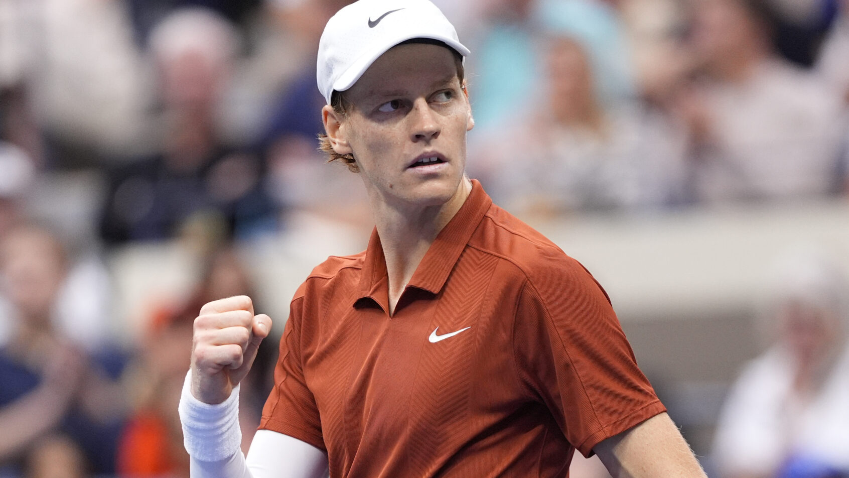 Jannik Sinner celebrates a point in the US Open Final vs Calros Alcaraz.