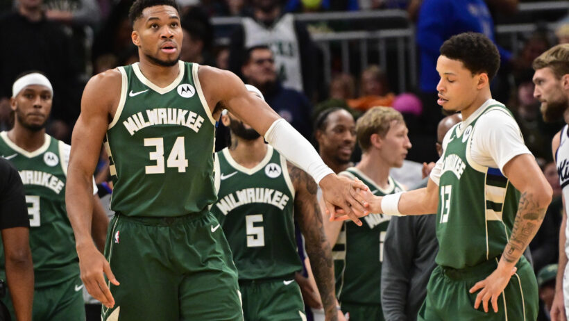 NBA: Sacramento Kings at Milwaukee Bucks