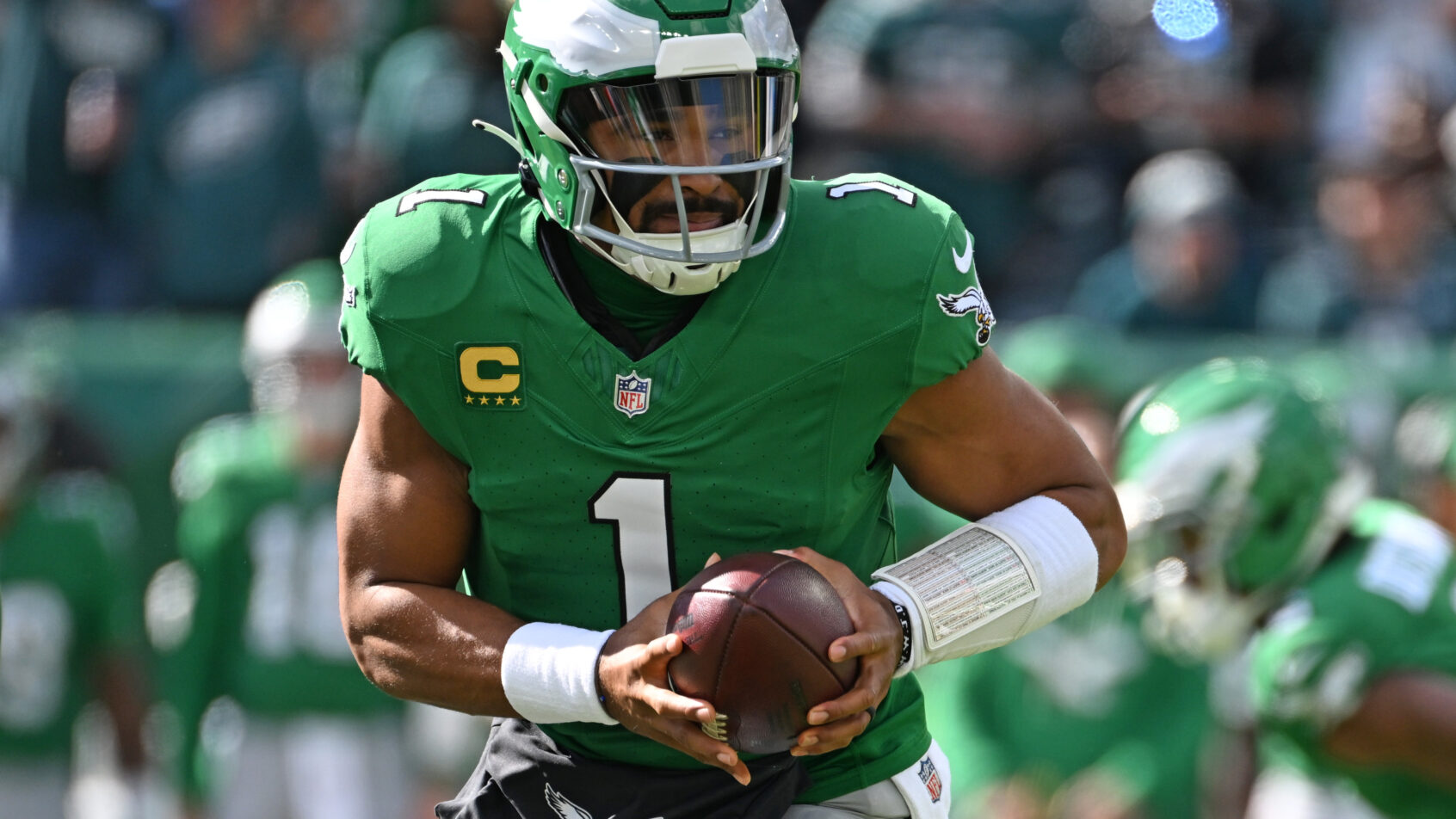 Jalen Hurts during the game vs the Giants